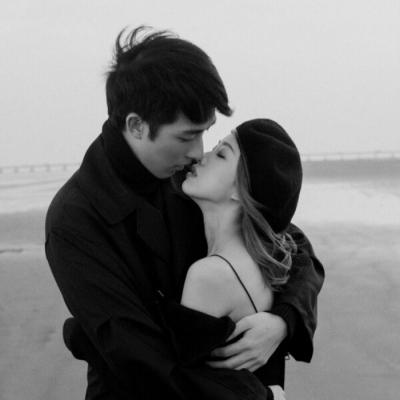 18组唯美情侣头像一对两张 高清精选合集