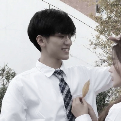 34组高清唯美情侣头像一对两张 快来挑