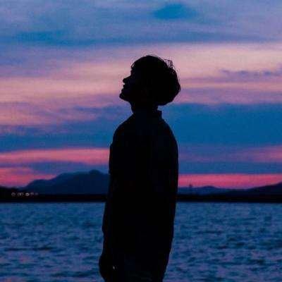 12组超好看的海边情侣头像 一男一女氛围感拉满