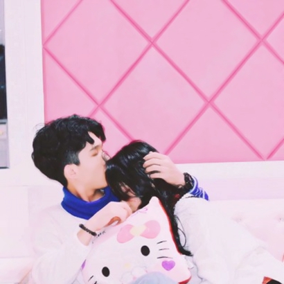 12组超甜又治愈的唯美情侣头像 高清无水印