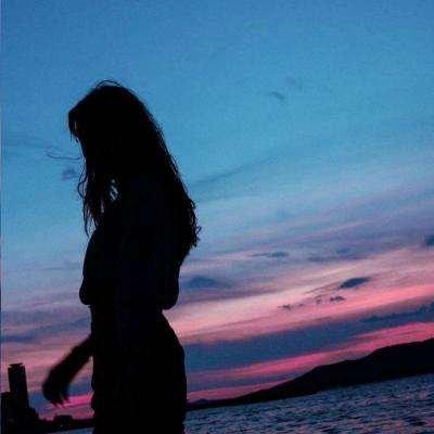 12组超好看的海边情侣头像 一男一女氛围感拉满