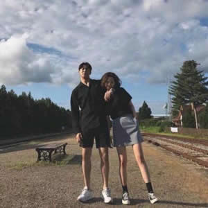 最新韩系情侣头像合集 一共12张