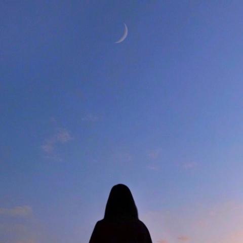 18组高清唯美背影情侣头像，一男一女一人一张