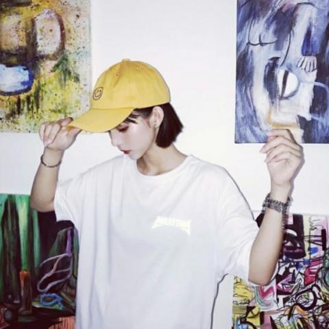 24张超酷嘻哈风潮牌情侣头像 高清好看直接用