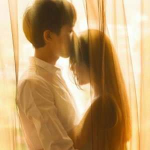 12张高清小清新吻照情侣头像 双人唯美氛围感拉满