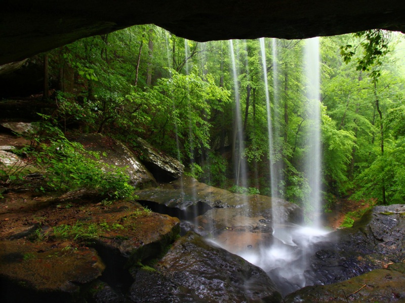 带瀑布和洞穴的绝美自然风光宽屏壁纸合集