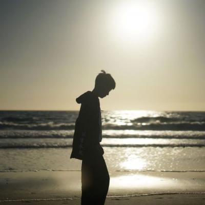 26张高清伤感意境黑白情侣头像 一对双人情侣人头像