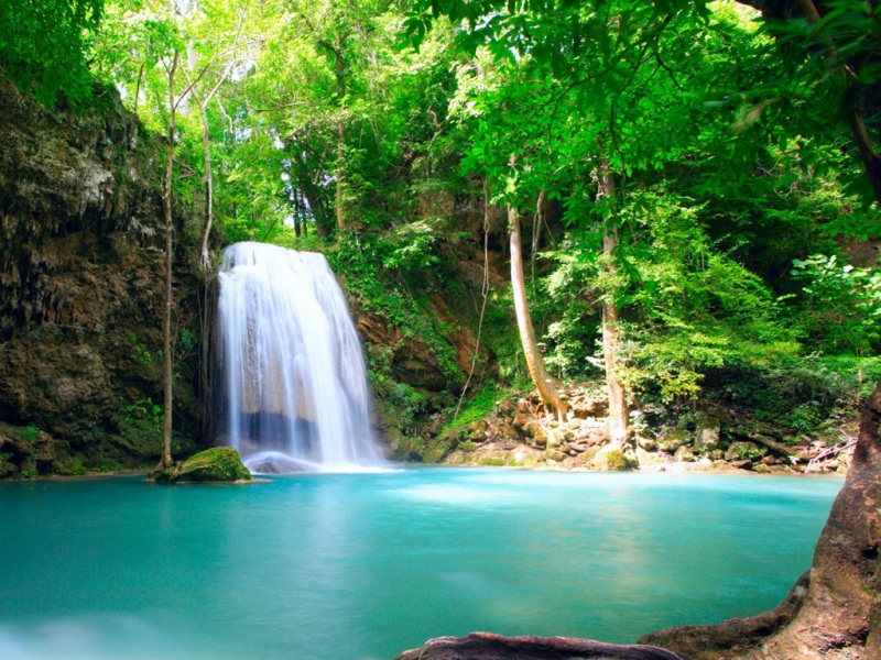 瀑布溪流森林宽屏自然风景高清壁纸推荐