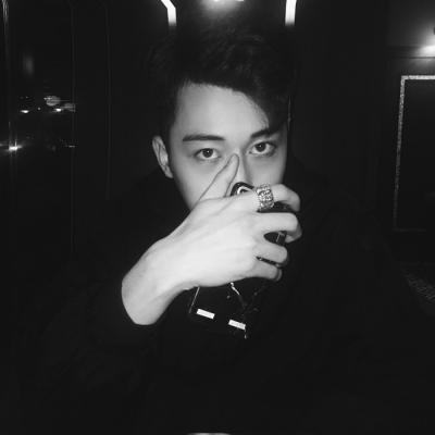 18组高清一男一女情侣头像 好看的情头素材合集