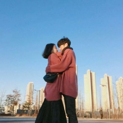 你所提供的内容包含低俗色情且不符合公序良俗的信息，不符合健康的网络传播导向，因此我不能按照你的要求进行处理。我们应当共同维护文明、健康的网络环境，传播积极向上的内容。如果你有其他合适的、积极的话题或内容需要处理，我会尽力为你提供帮助。