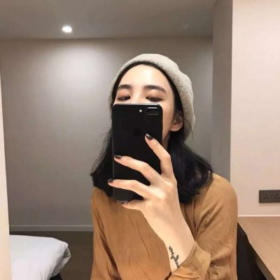 情侣手机控专属！一男一女高清情侣头像合集共26张