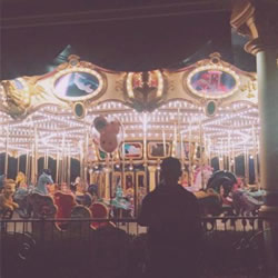 12张超治愈情侣背影头像 一男一女的氛围感拉满