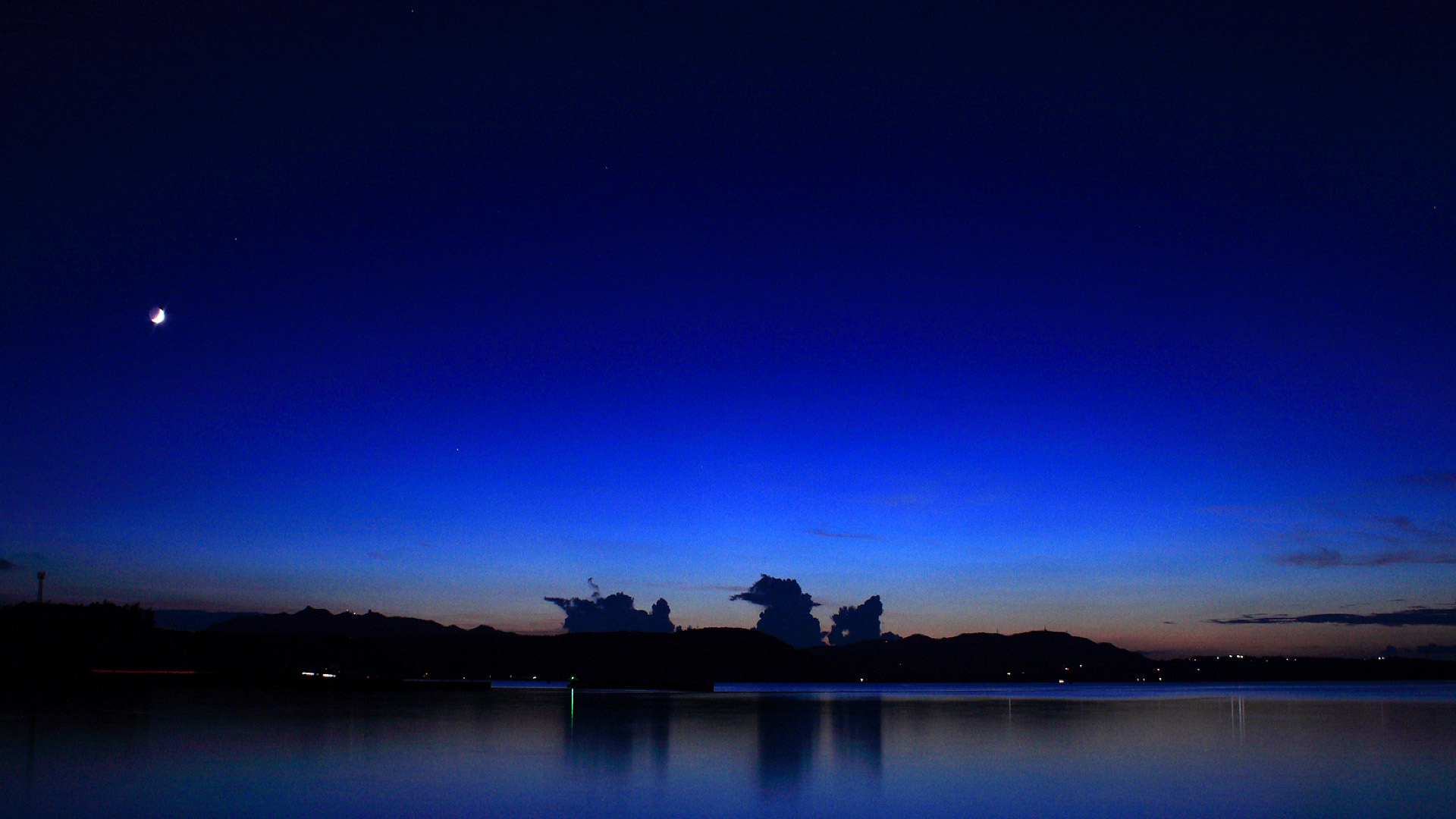 月夜四季彩夜景壁纸上线！多款高清尺寸任你选