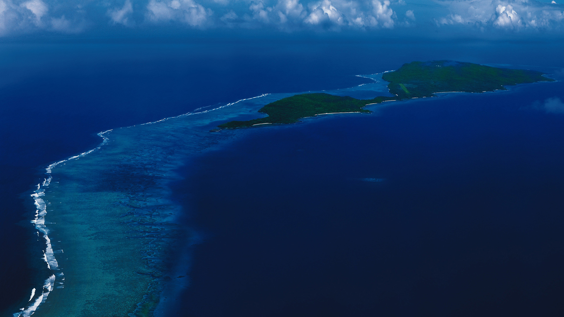 把加勒比海岛海景设成电脑桌面？这款动漫风壁纸太绝了