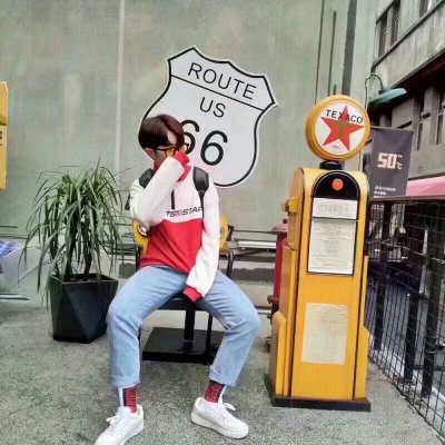 24张高清潮流个性情侣头像 好看又有氛围感