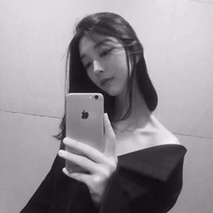 手机控情侣头像一对两张 高清霸气款来了！共18张拿手机情侣头像