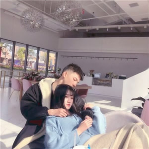 12张高清真人双人浪漫情侣头像 适配各种聊天软件