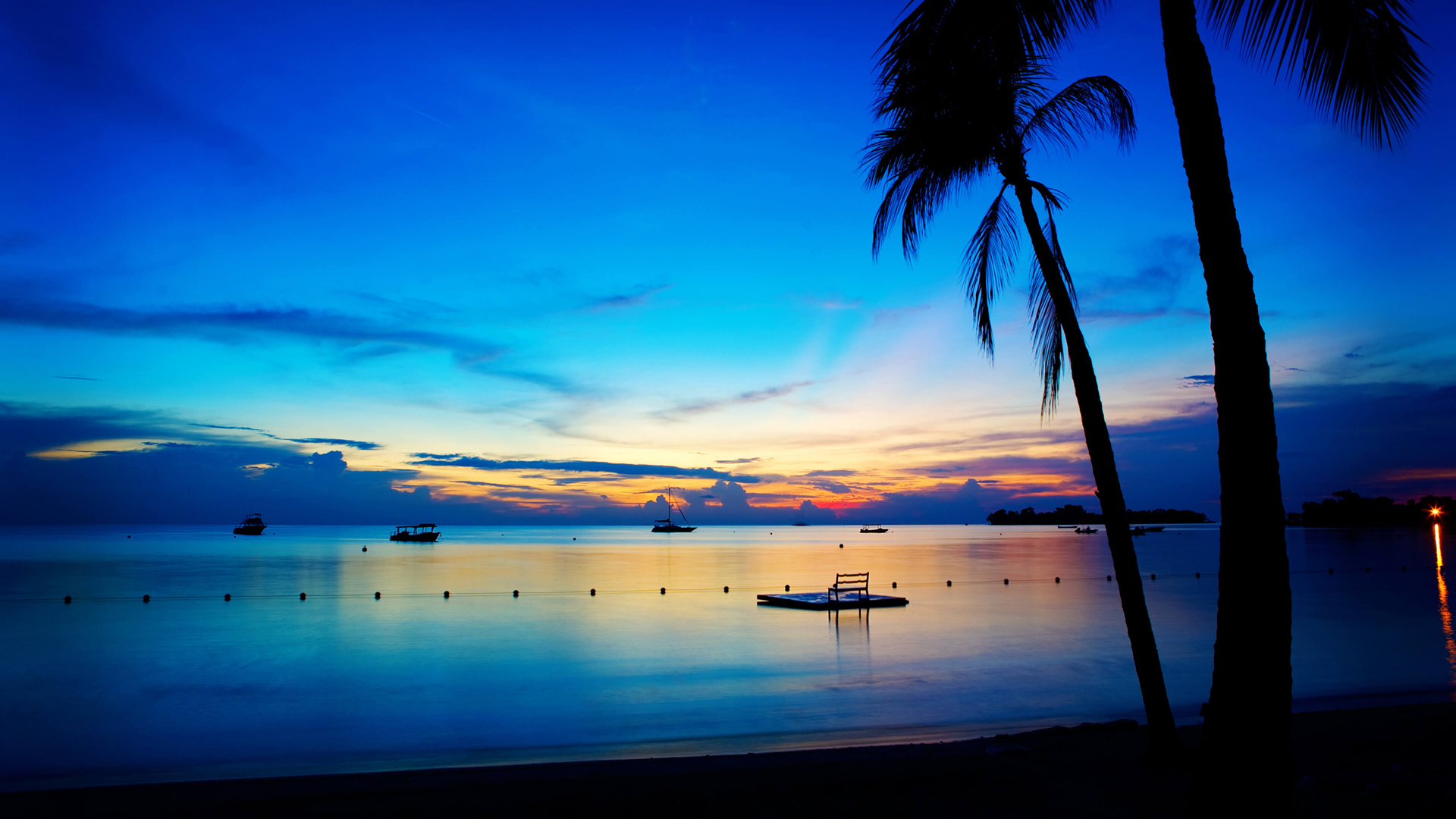 微软Win10夏日海边日落壁纸，多款高清尺寸任你选