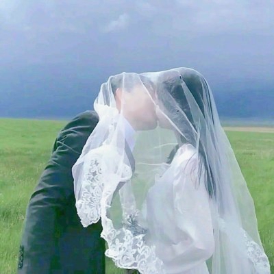 婚纱情侣头像一对两张 高清好看的穿婚纱情侣头像合集