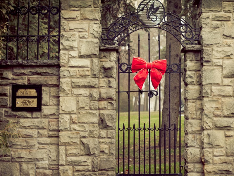 好看的红色蝴蝶结电脑桌面壁纸分享