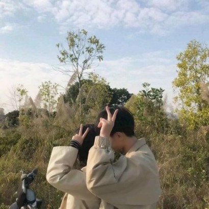 超有辨识度的微信情侣头像来了！一共20张高清好看的款式，专为情侣打造的专属头像素材，来自小脸头像网的情侣头像专区。