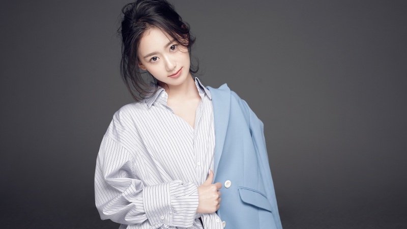 李嘉雯电脑壁纸高清版上线 多款主流分辨率可选