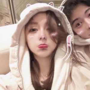 10组阳光可爱青春情侣头像 把爱意藏进头像里