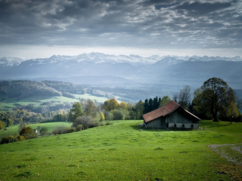 多款高山河谷草原风电脑动漫壁纸推荐