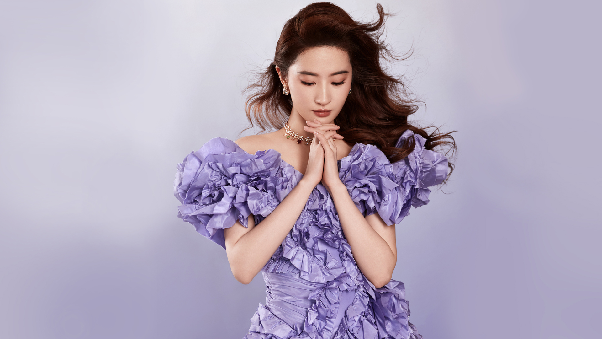 刘亦菲穿紫色礼服的高清壁纸来了 快存来当桌面