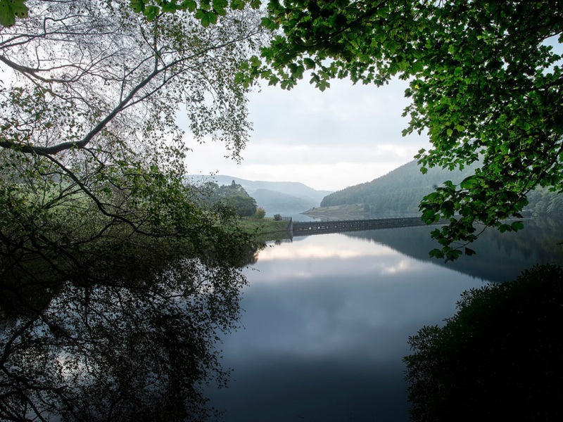 英格兰河畔桥景护眼自然风 电脑桌面动漫壁纸来啦