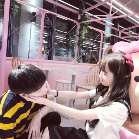 480x480分辨率快手情侣头像 22张高清潮流款合集