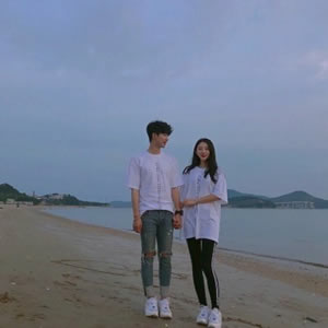 16组简约清新情侣头像 一对两张高清图合集