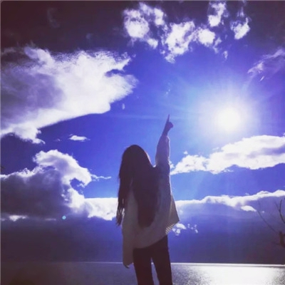 情侣背影头像一对两张！这里有18张高清分开款情头