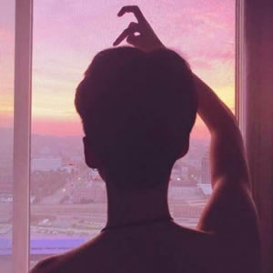 16张黄昏背影情侣头像 一左一右高清夕阳款