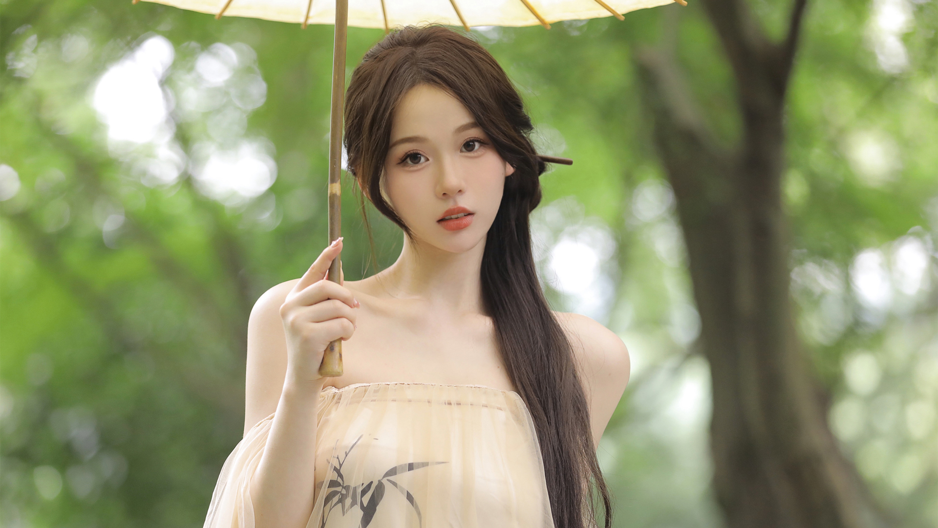 带古风长发和伞的护眼美女电脑壁纸 高清桌面图