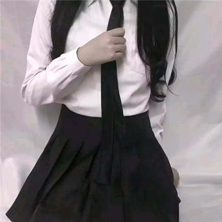 一男一女身体部位情侣头像合集 82张高清图来了