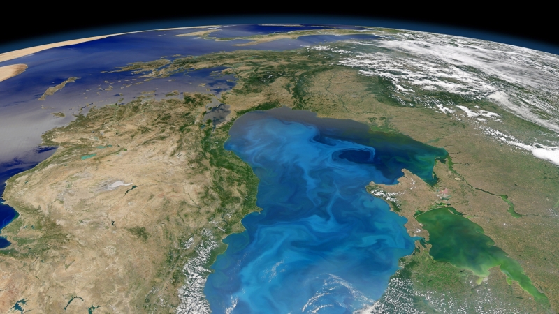 适合电脑用的高清地球风景桌面壁纸合集