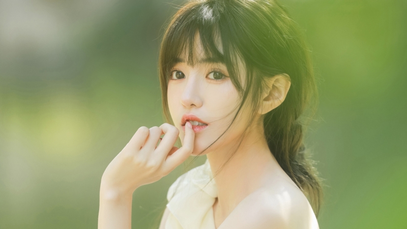 森系小清新美女壁纸 多款高清尺寸任你选
