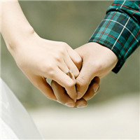 微信牵手头像合集！18组超甜情侣手牵手头像直接抱走