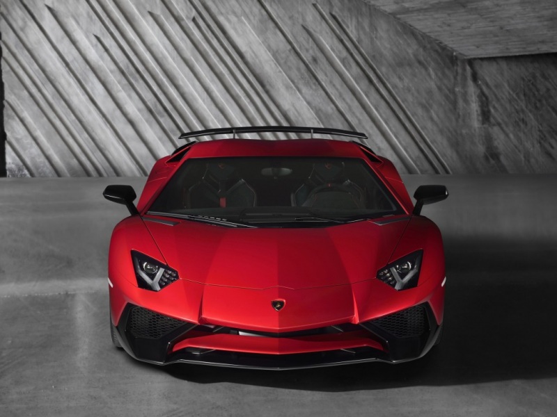 款红色兰博基尼Aventador LP750-4 SuperVeloce高清壁纸分享