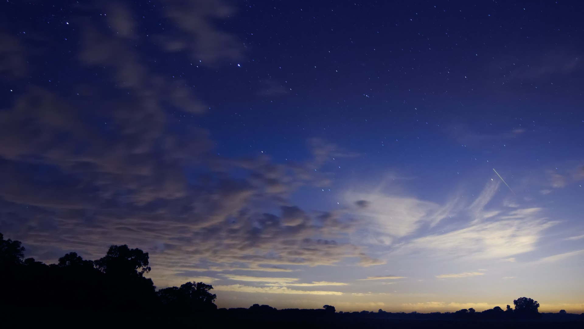 狮子座星空流星宽屏壁纸上新 多款高清尺寸可选