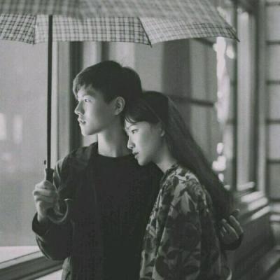 26张高清伤感意境黑白情侣头像 一对双人情侣人头像