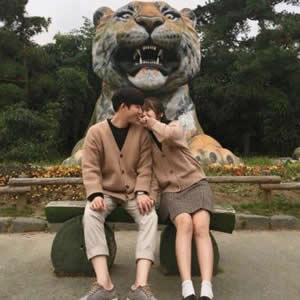 16组高清唯美情侣头像 一对两张适合QQ用