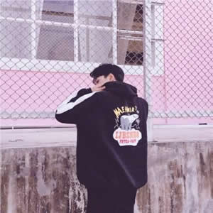 超拽霸气！16张社会风情侣QQ头像合集