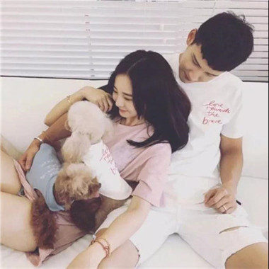 一男一女带猫咪的情侣头像来啦！12张高清帅气抱猫情头合集