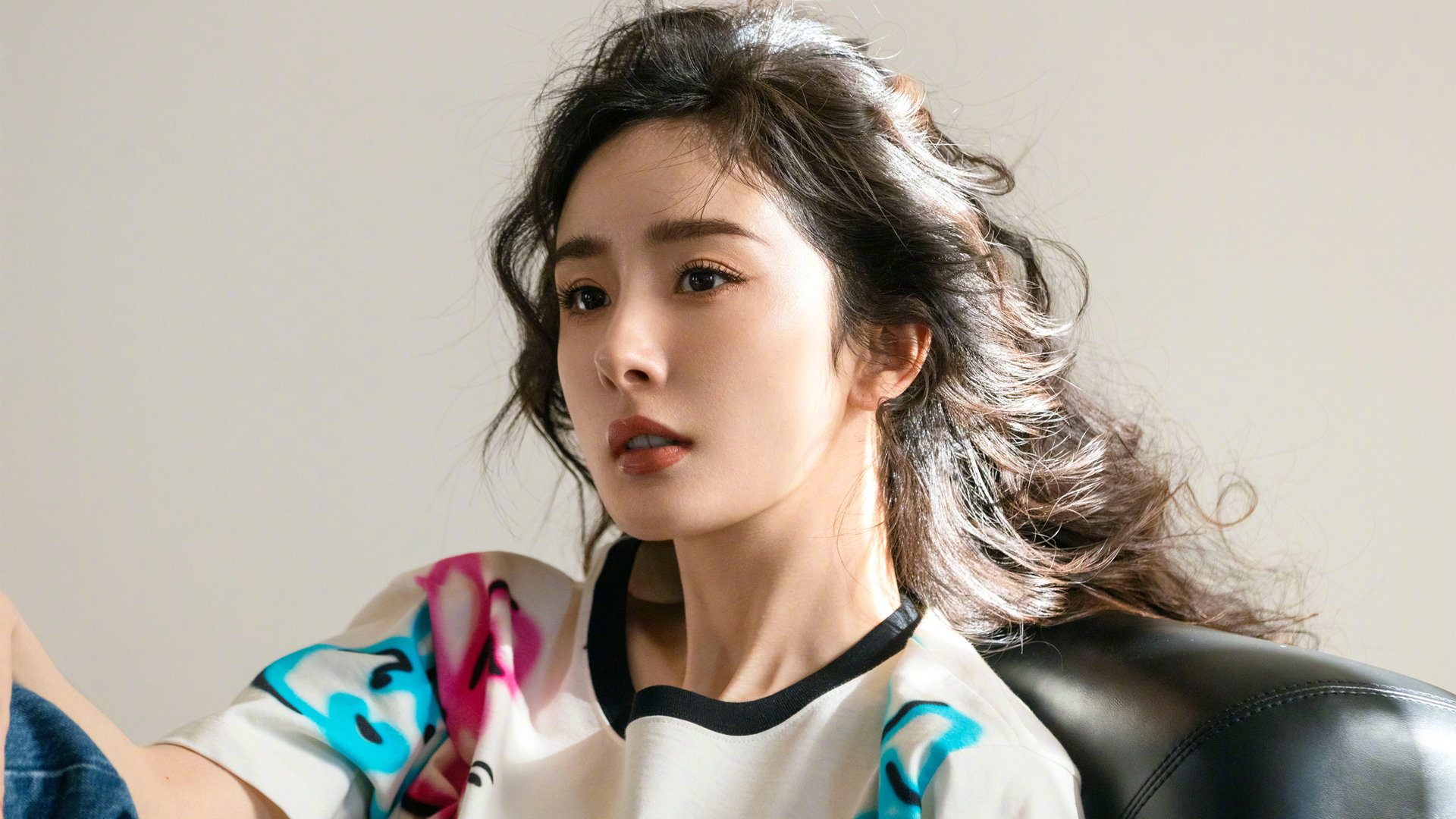 杨幂电脑桌面高清壁纸推荐