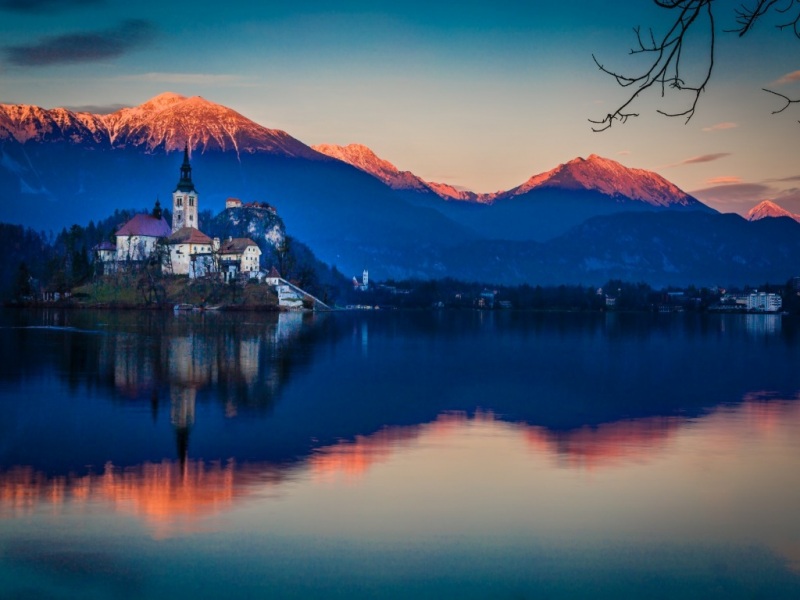 日落山群峰湖教堂绝美风景壁纸合集