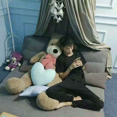 一男一女分开的高清潮款情侣头像 共26组