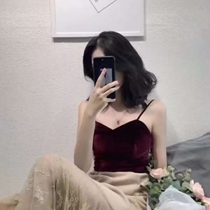 手机控情侣头像一对两张 高清霸气款来了！共18张拿手机情侣头像