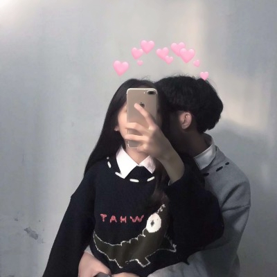 四张一组的情侣头像来啦！同系列高清图共24张